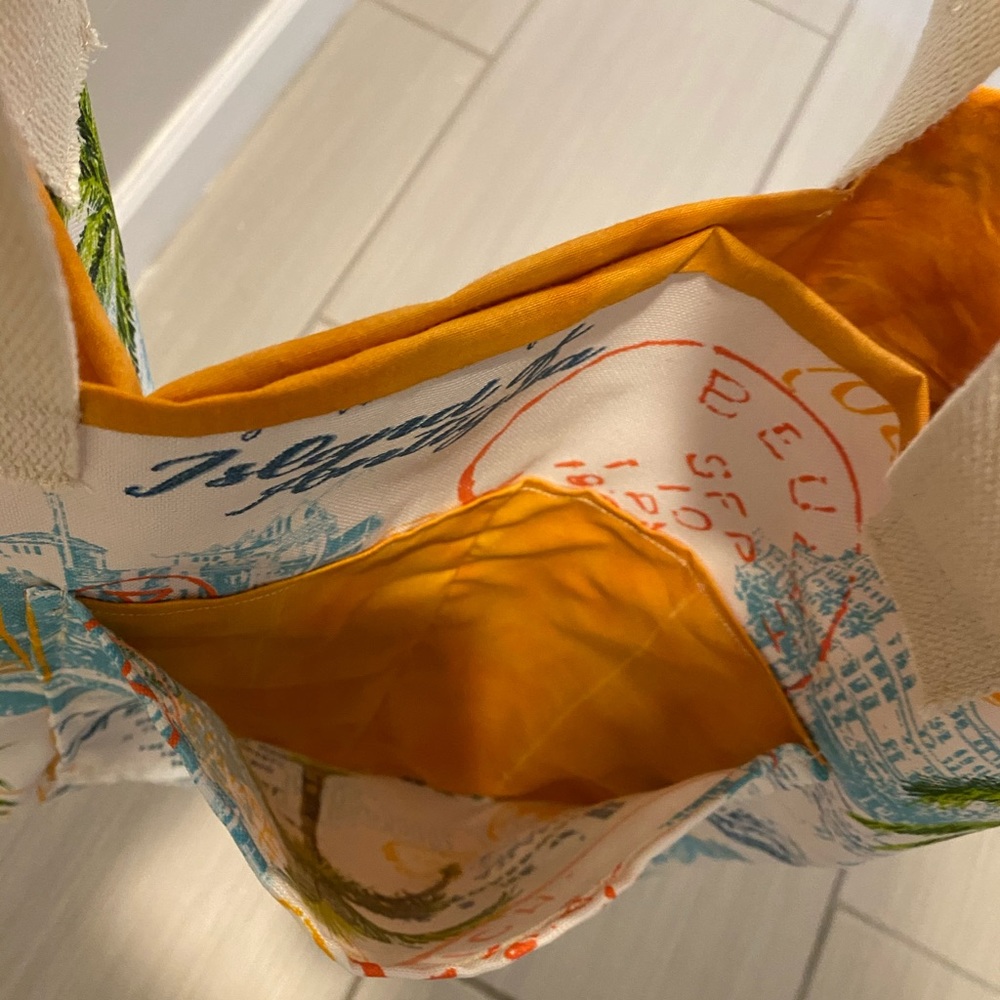 Reversible Oversized Tote Bag - Picture 7 of 13